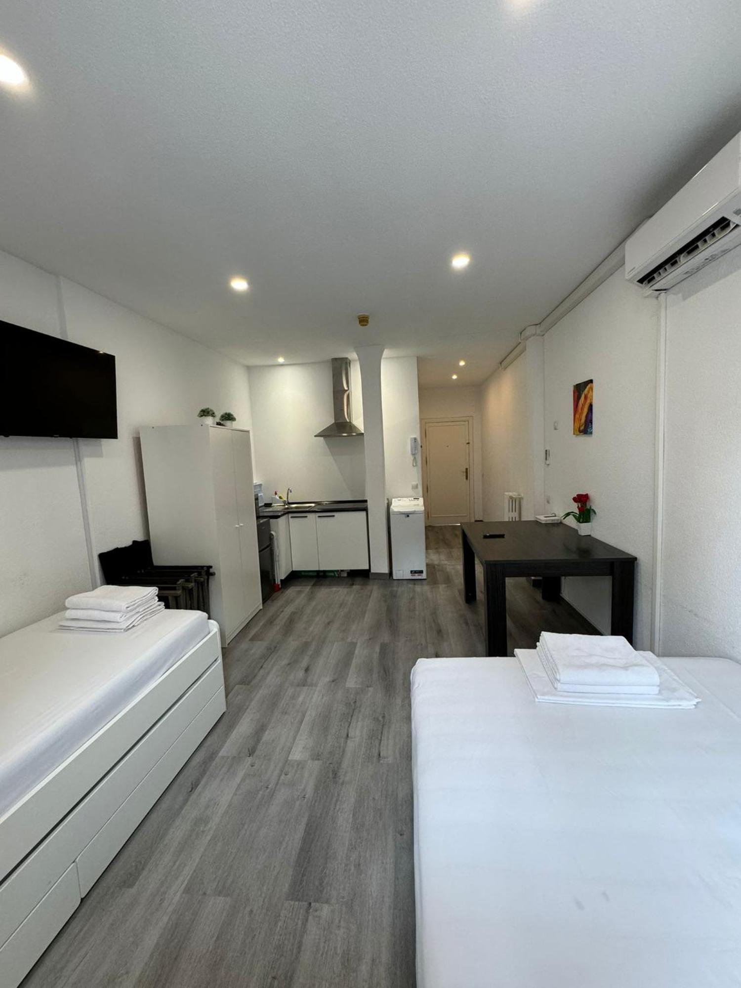 Estudio En Callao, 4 Personas مدريد المظهر الخارجي الصورة